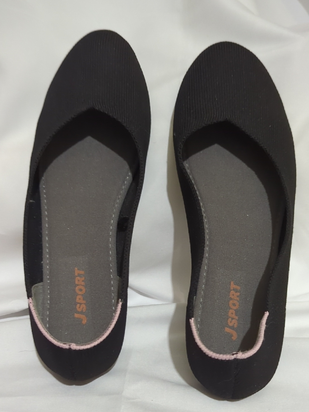 Women's J Sport Black Slip-On Ballet Flats, Fun, Flirty And Stylish! Size 6M